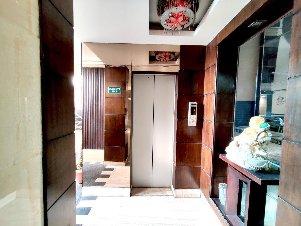 Stay At Hotel Pride, Delhi, Near Karol Bagh Metro Zewnętrze zdjęcie