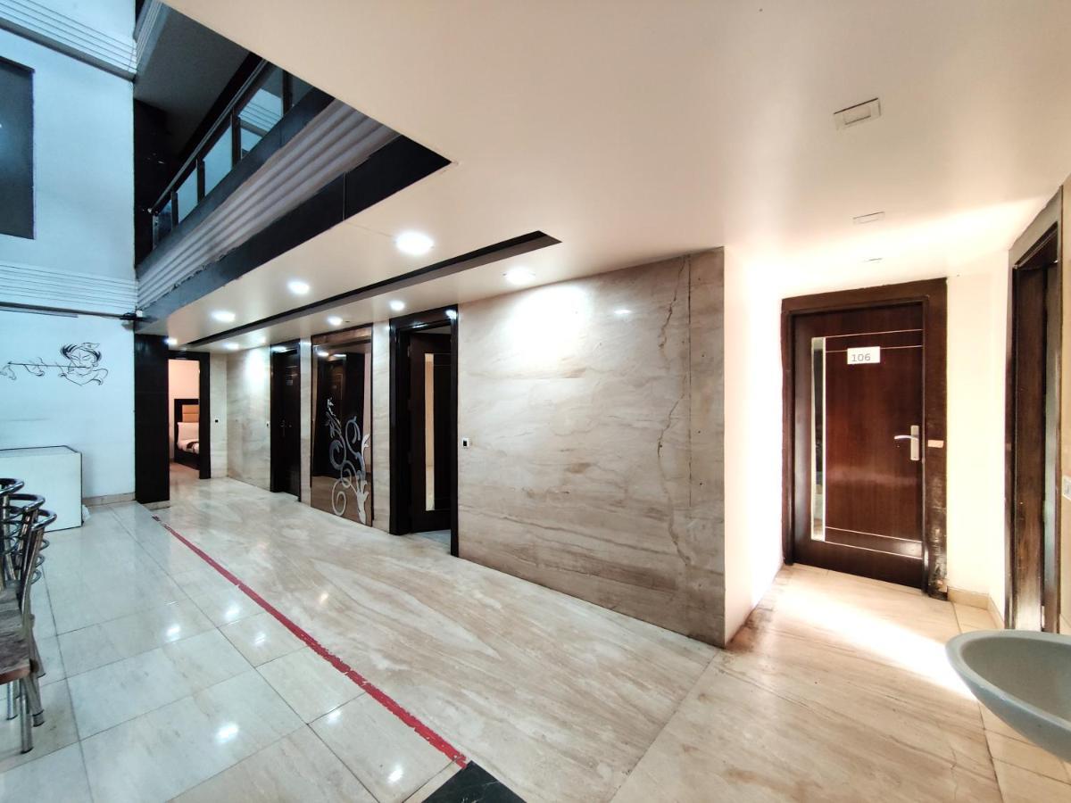 Stay At Hotel Pride, Delhi, Near Karol Bagh Metro Zewnętrze zdjęcie